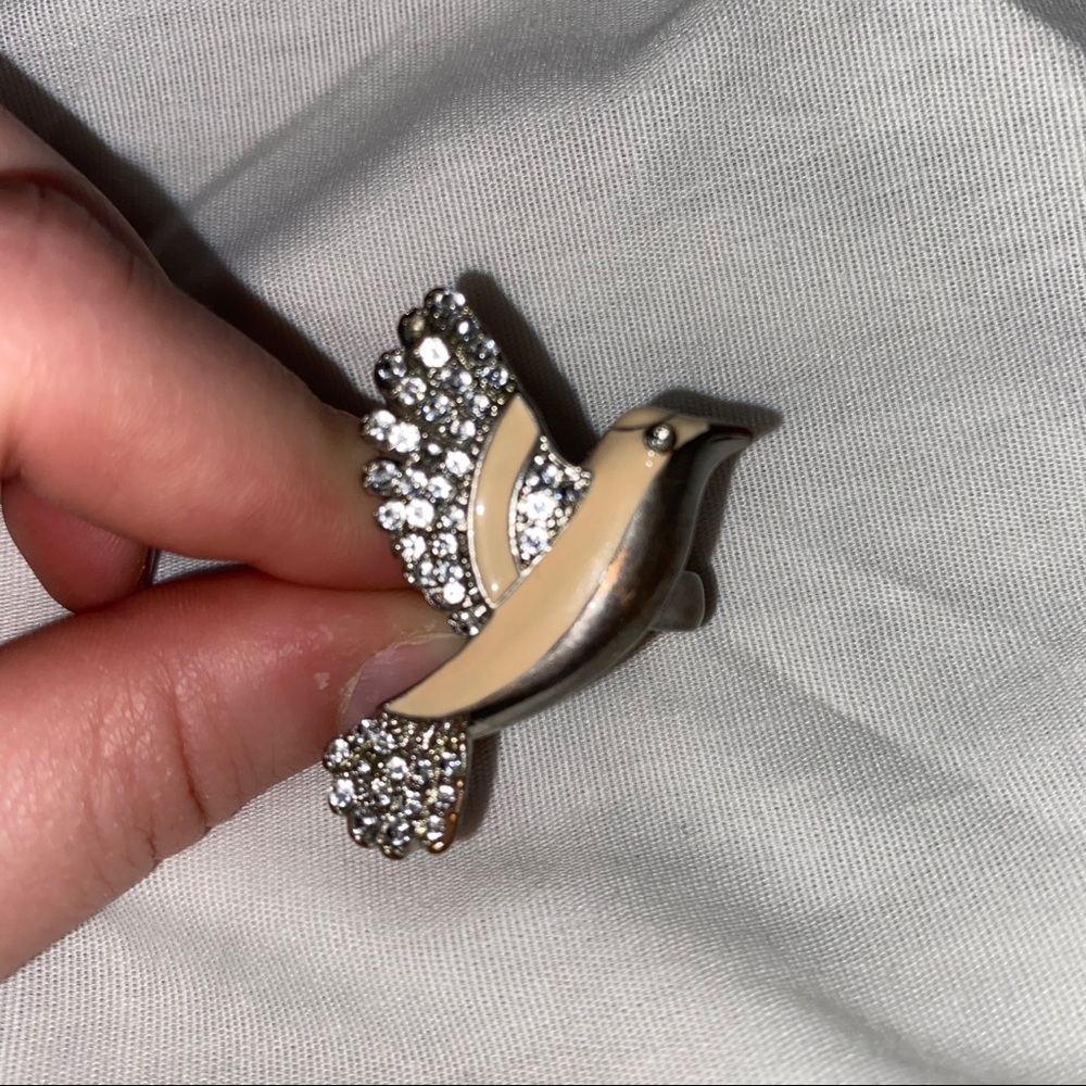 Humming bird ring